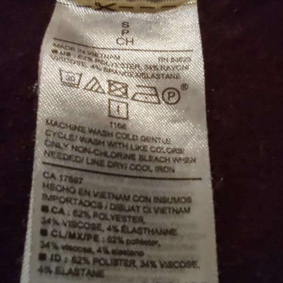 OLD NAVY winter wine maroon colored light weight hoodie size SP - Picture 2 of 7